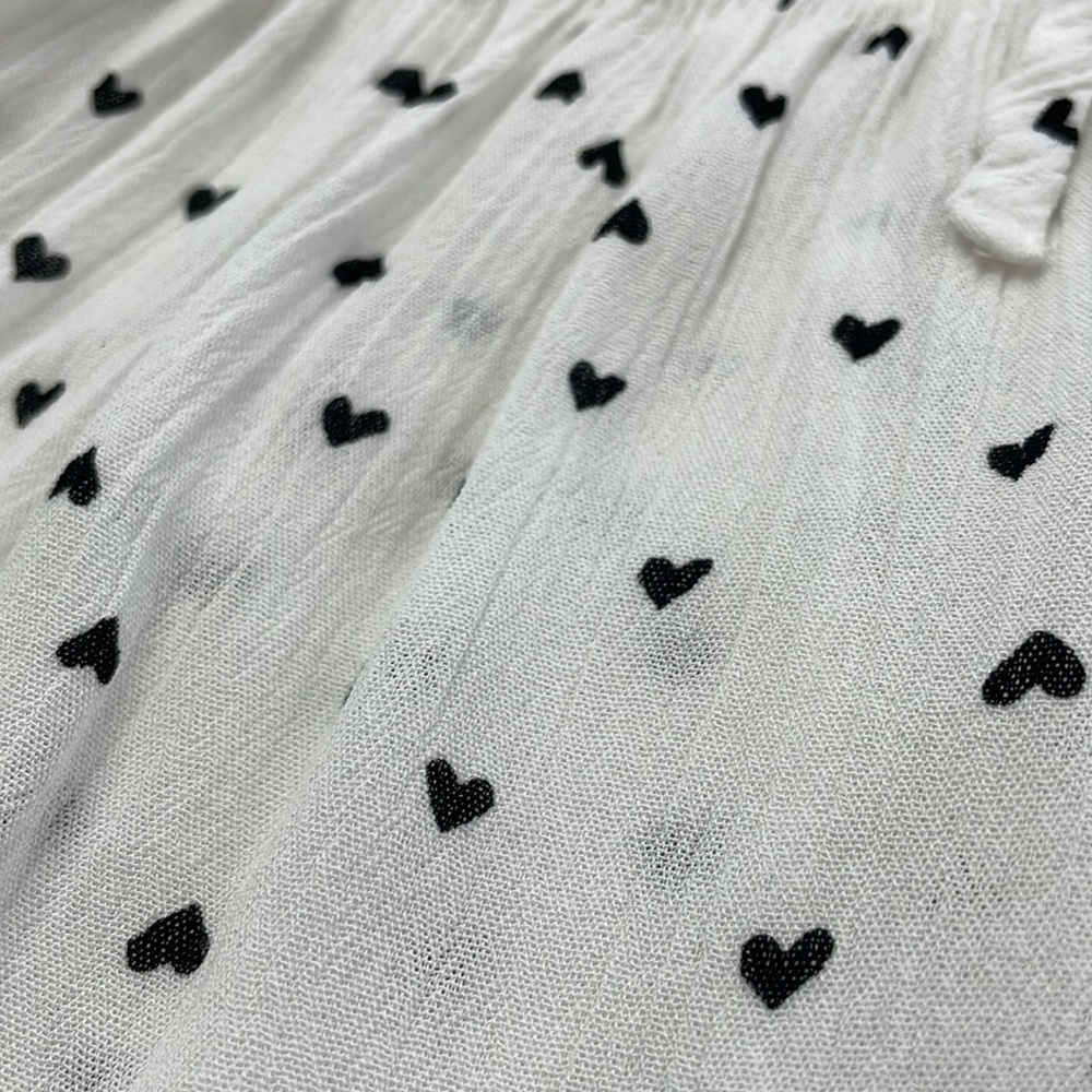 White/ Black Heart Puff Sleeve Top - Picture 11 of 15